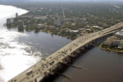 Fuller Warren Bridge looking towards Riverside
